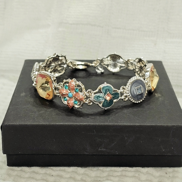 Napier Enamel and Crystal Station Bracelet with Toggle Clasp 7 1/4” - Picture 5 of 14